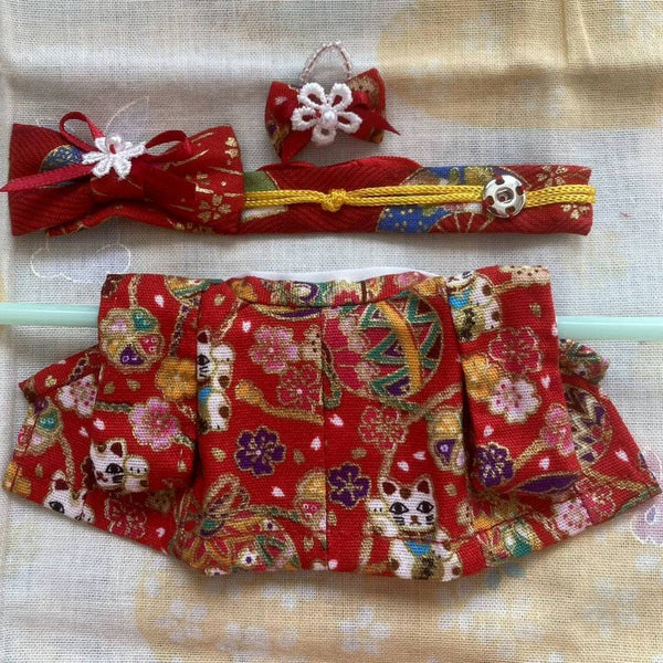 HANDMADE KIMONO FOR MOTHER RED BECKONING CAT Japan handmade