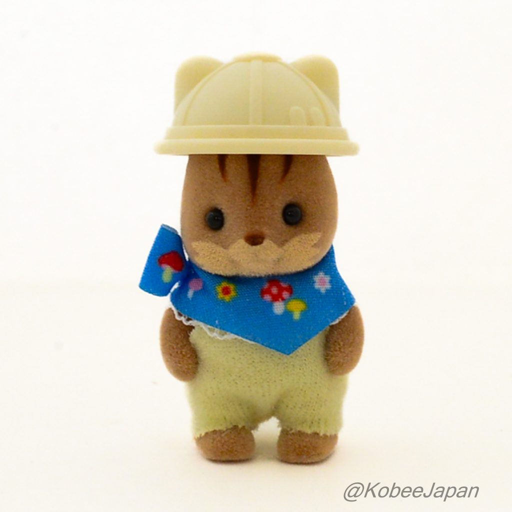 Baby Collection Secret Forest Series Walnut Squirrel Familymart 2023 Sylvanian Families Calico Critters