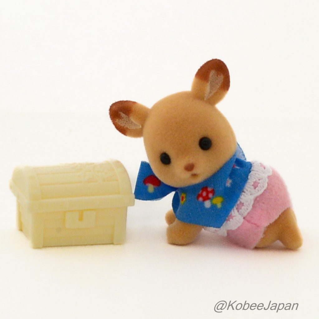 Collection Bébé Série Forêt Secrète Famille Cerf Familymart 2023 Sylvanian Families Calico Critters