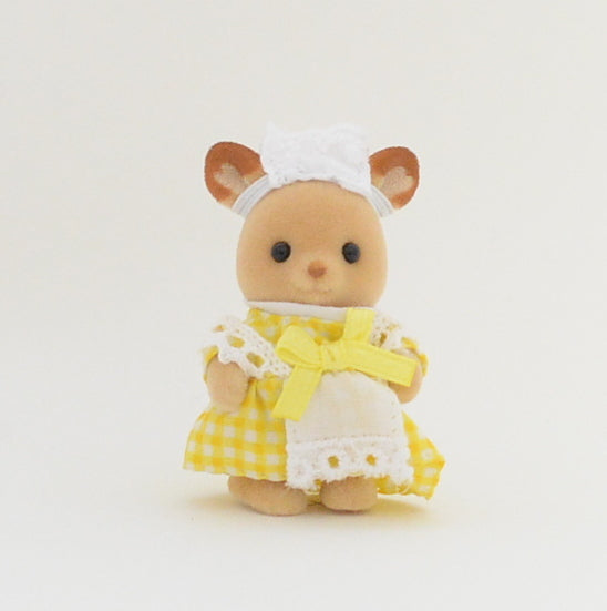 FOREST KITCHEN BABY DEER WAITRESS Yellow Sylvanian Families