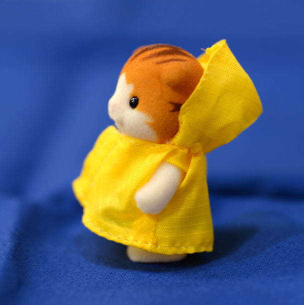 BABY RAINCOAT YELLOW Sylvanian Park Japan Sylvanian Families