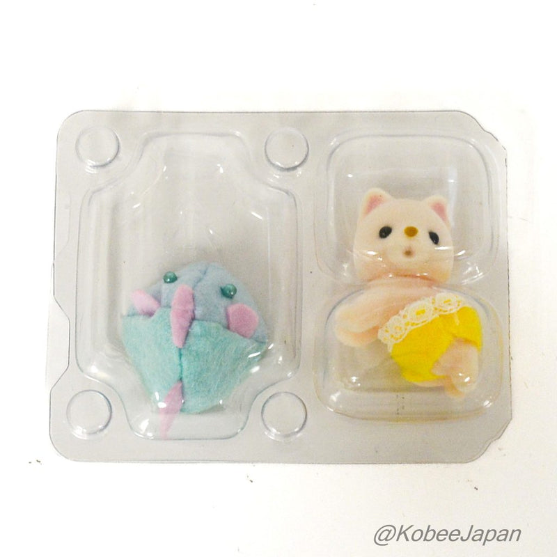 BABY AQUA PARADE SERIES BABY SILK CAT WITH BLUE FISH HAT Sylvanian Families