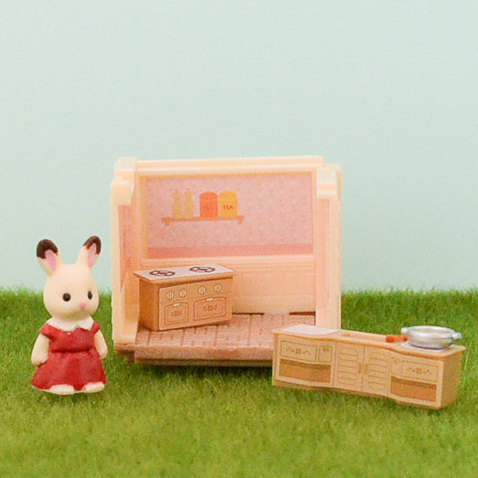 CAPSULE TOY ROOM IN THE FOREST 2 4pcs set Epoch Sylvanian Families