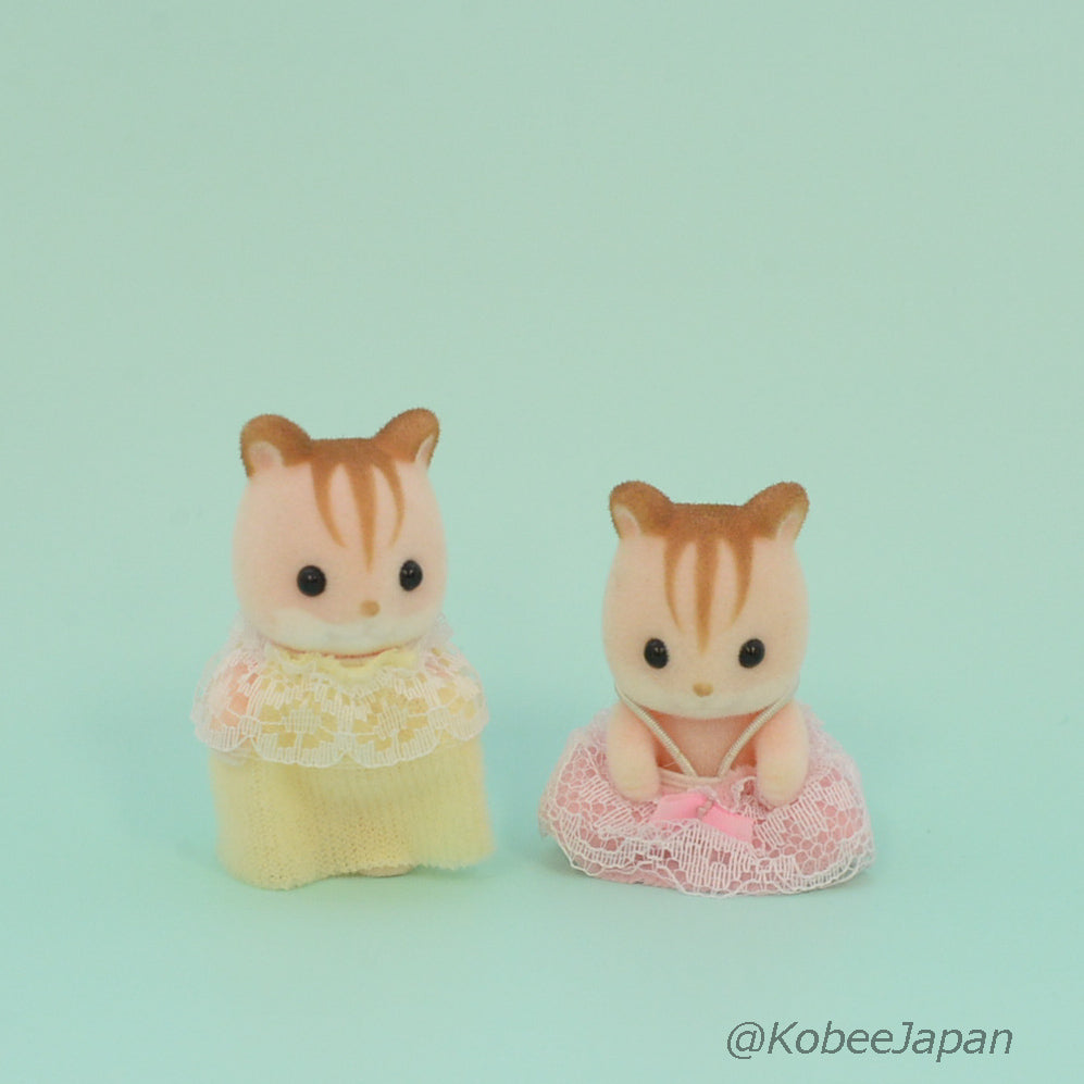 Club des Fans des Jumeaux Bébé Écureuils Roses 2004 Familles Sylvanian Calico Critters