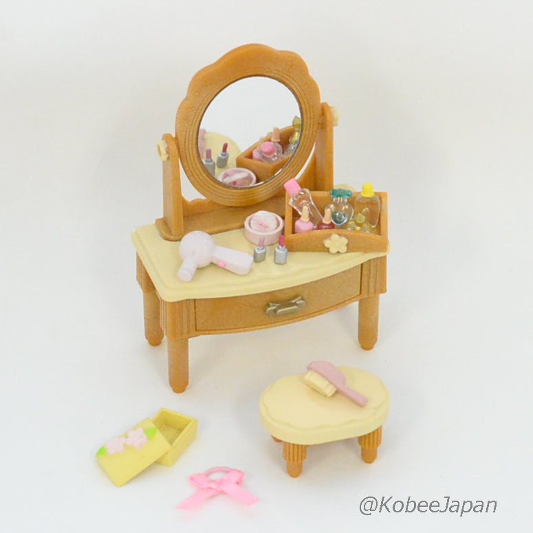 DRESSOR SET KA-312 Epoch Retired Rare Sylvanian Families