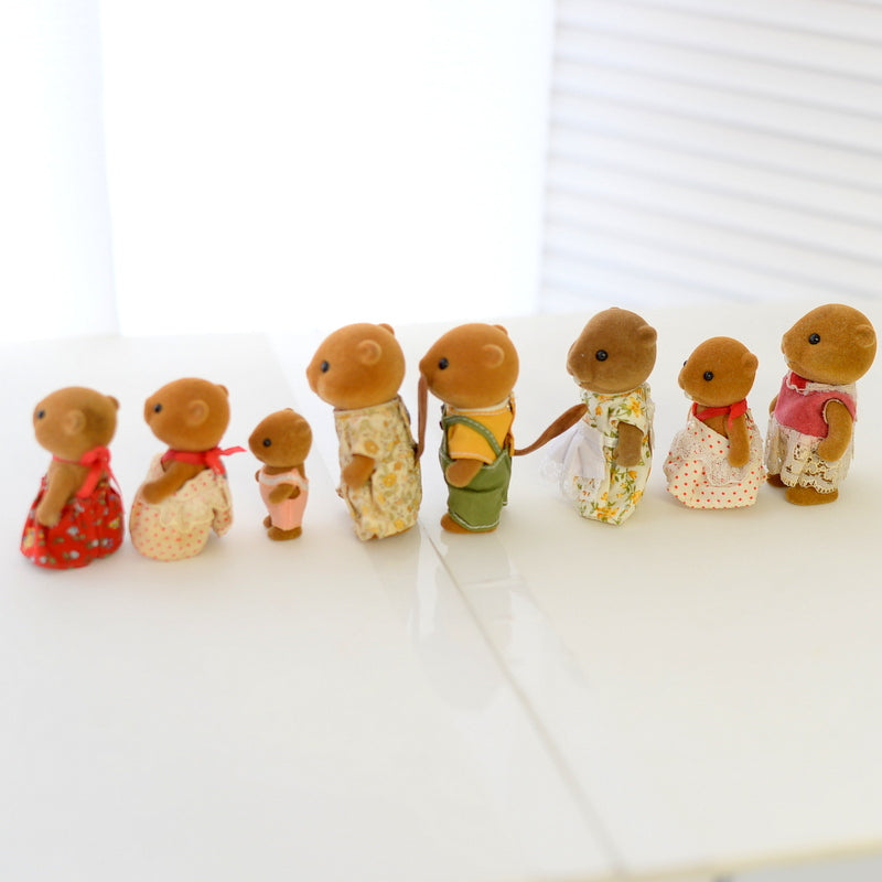 [Used] BEAVER FAMILY of Eight Epoch Japan Sylvanian Families