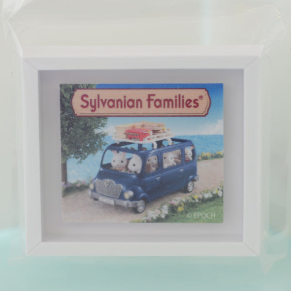 EXHIBITION 2019 EXCLUSIVE PIN and STAND WAGON Calico EPOCH Sylvanian Families