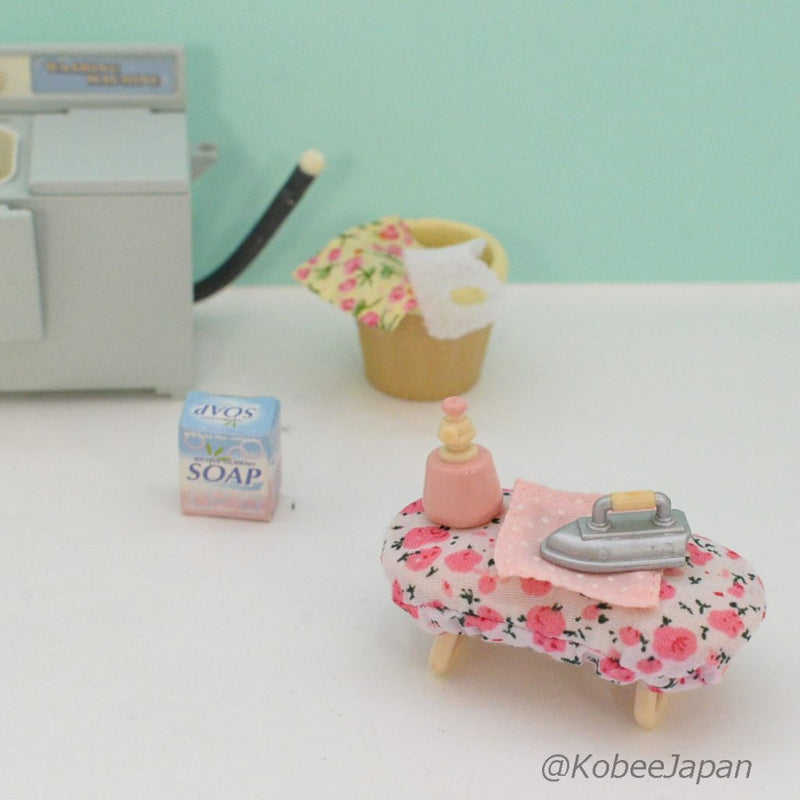 WASHING MACHINE SET Epoch Japan KA-604 Sylvanian Families