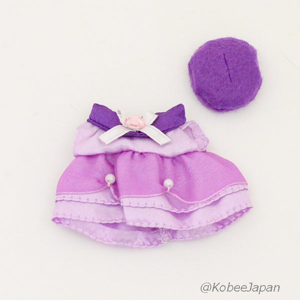 Robe violette de fille avec une béret fan club Calico Critters