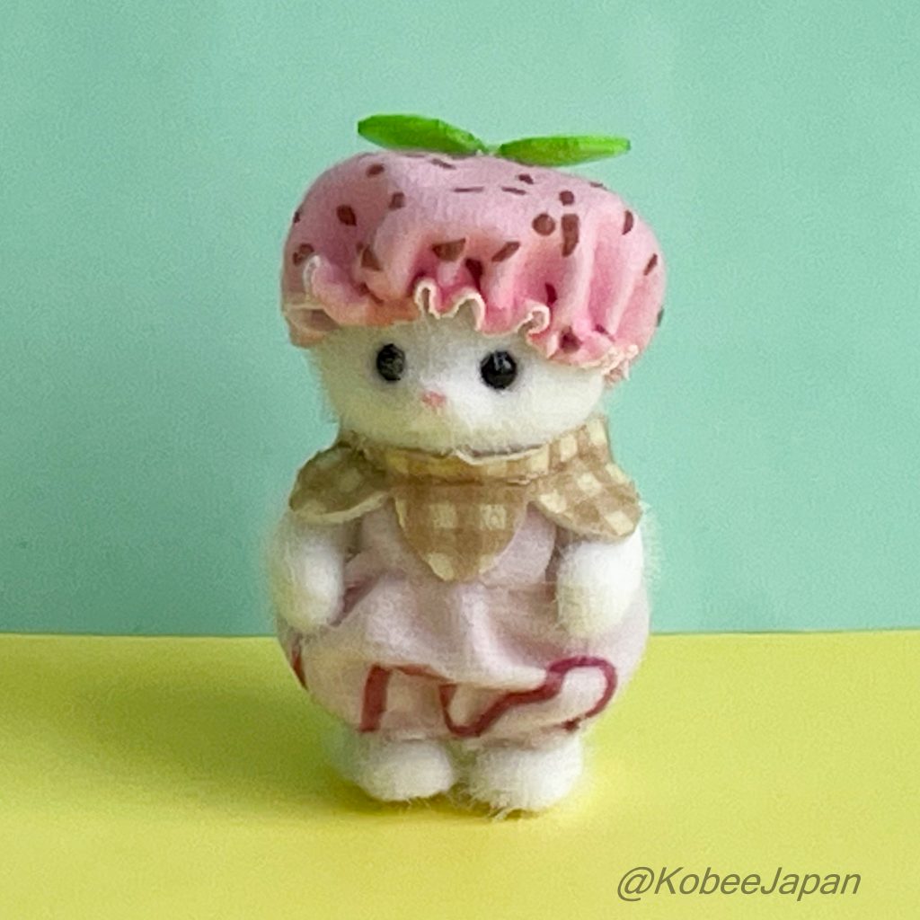 Persian Cat Baby Strawberry Icecream Costume Lottery 2025 Sylvanian Families Calico Critters