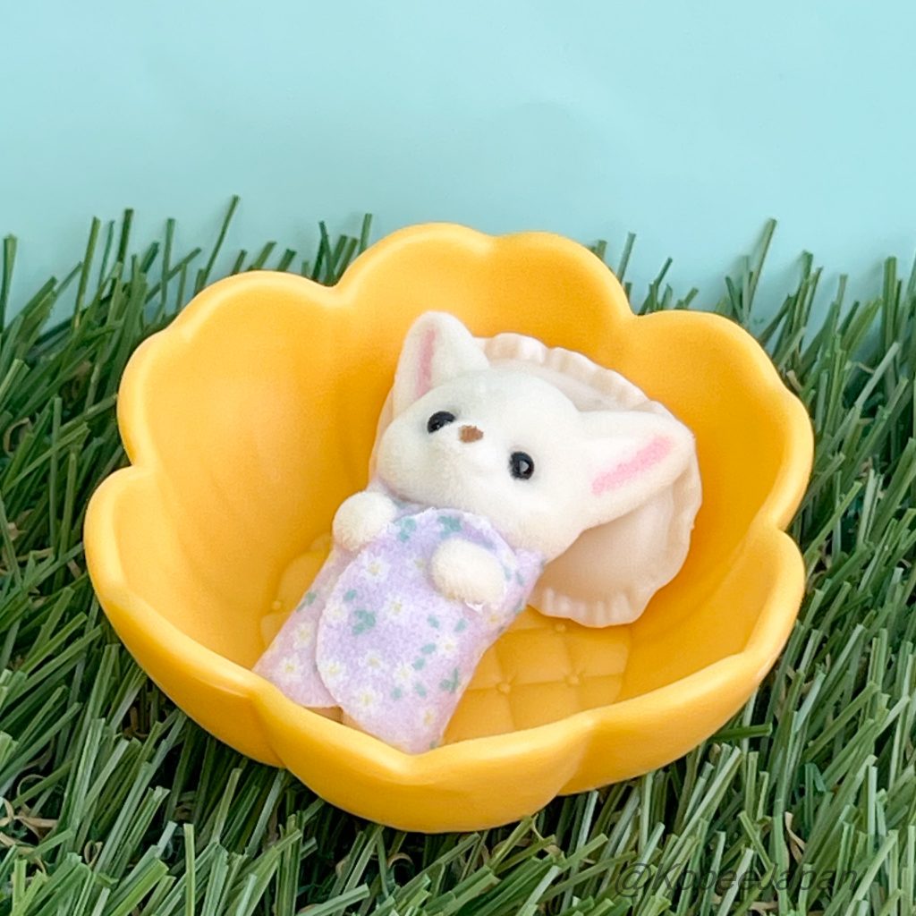 Baby et ensemble de lit pour fleurs Fennec Petit bébé 2025 Familles Sylvanian Calico Critters