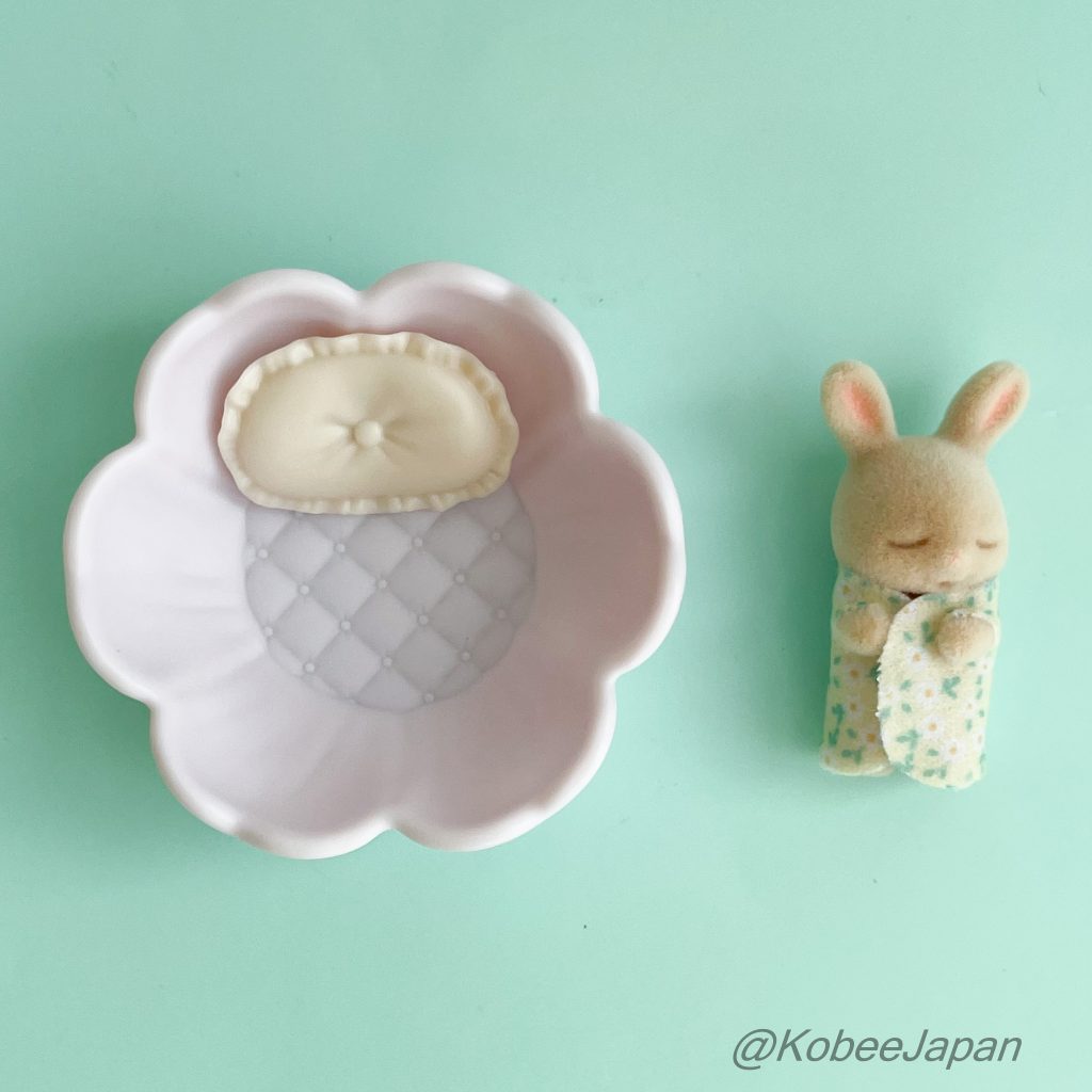 Baby and Flower Bed Set Milk Rabbit Small Baby 2025 Sylvanian Families Calico Critters