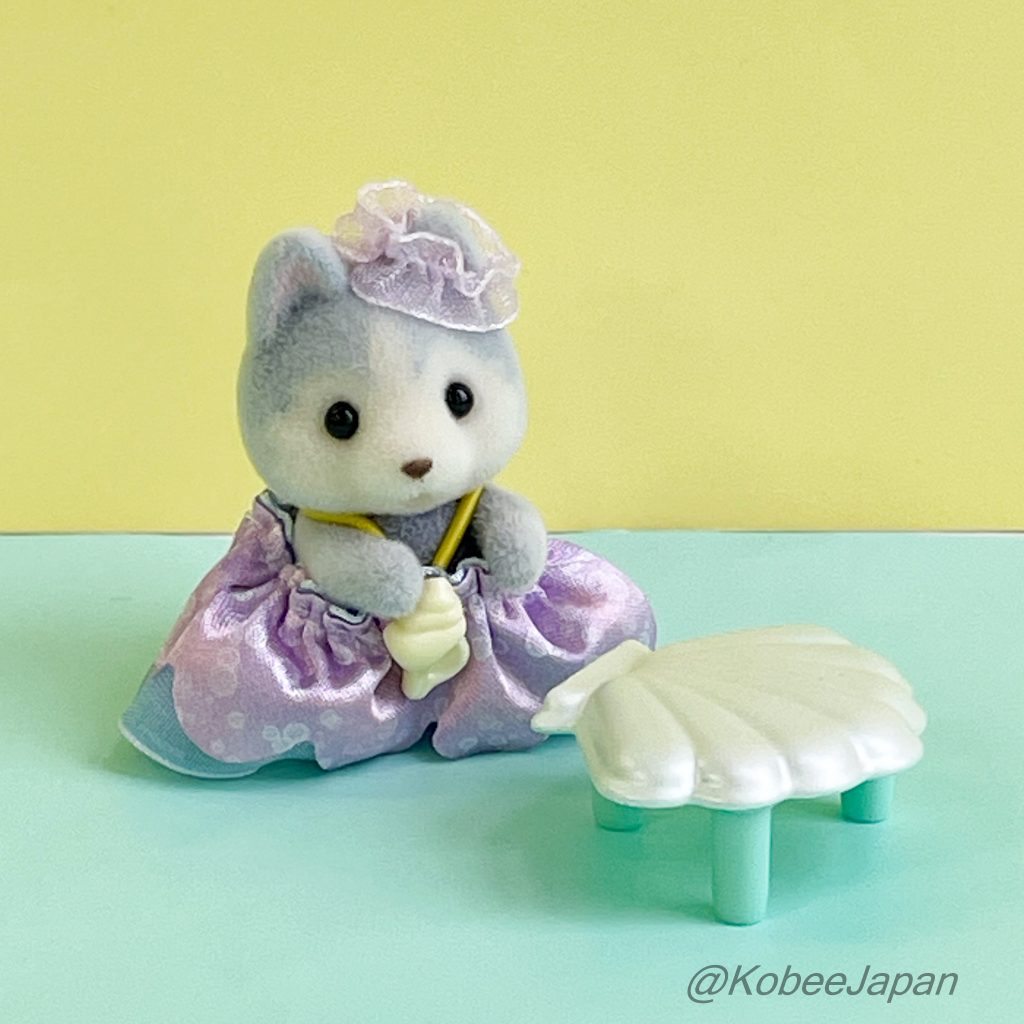Baby Furniture Collection Dreamy Mermaid Husky Baby and Table Sylvanian Families Calico Critters