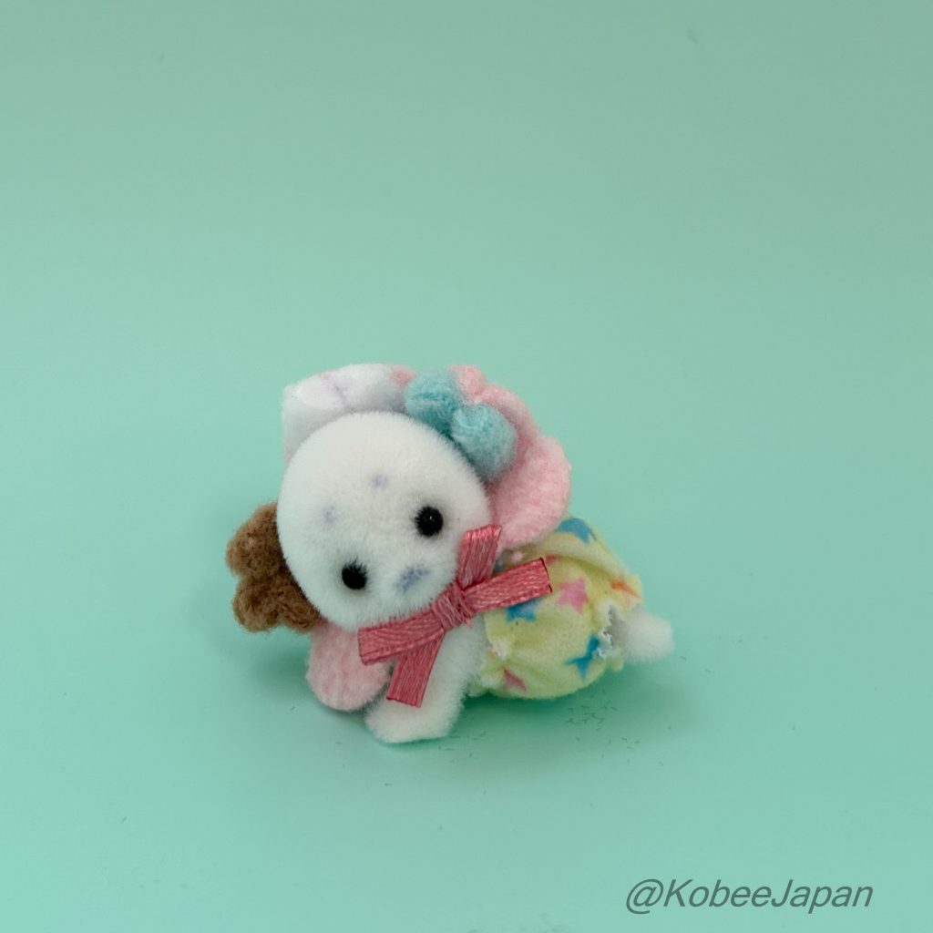 Delicious Parade Series Seal Baby Familymart 2024 Sylvanian Families Calico Critters