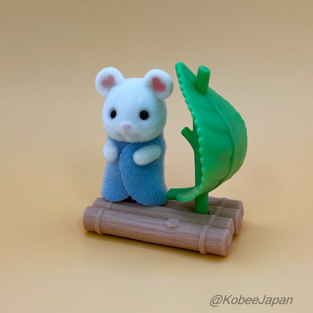 Lets Play in the Forest Series Marshmallow Mouse Little Baby 2023 Sylvanian Families Calico Critters