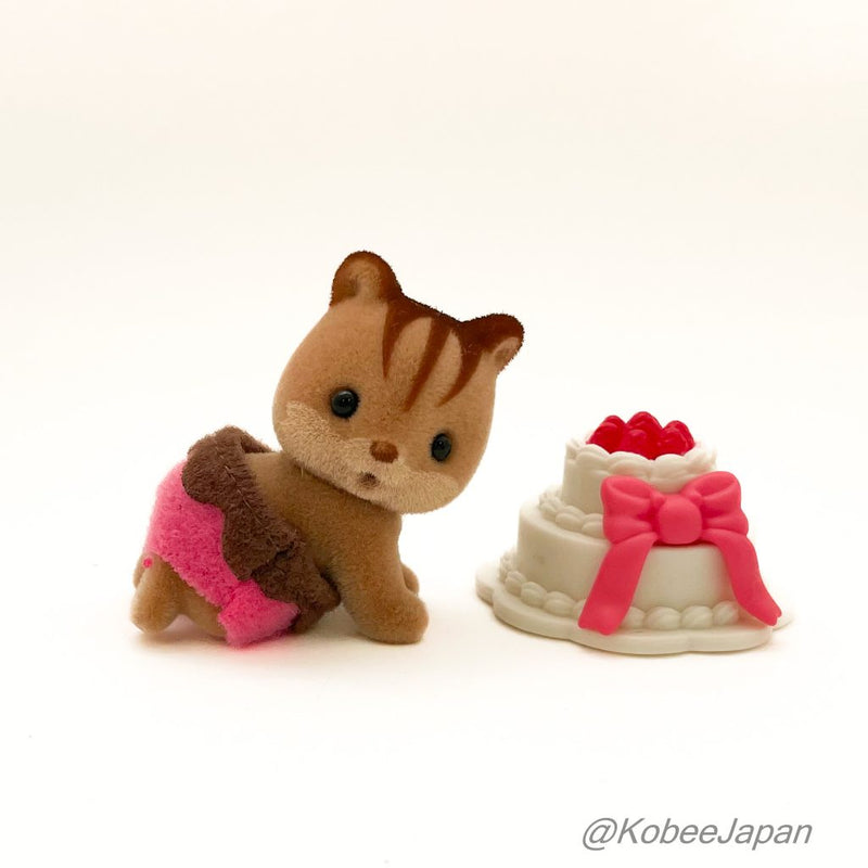 BABY CAKE PARTY SERIES WALNUT SQUIRREL BABY WITH A CAKE HAT Sylvanian Families