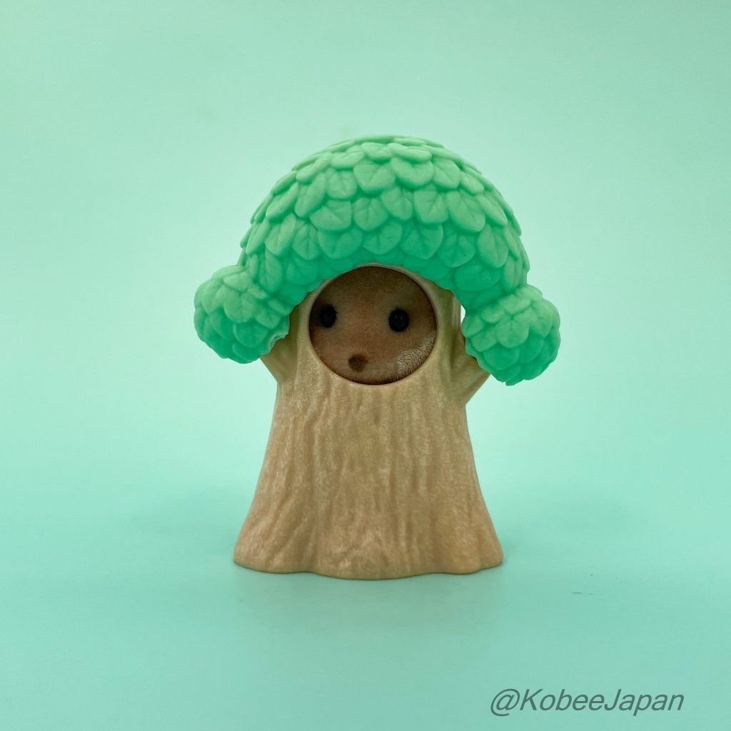 Serie Amigos del Jardín de Flores Pequeña Nutria Hoja y Tronco 2024 Familias Sylvanian Calico Critters