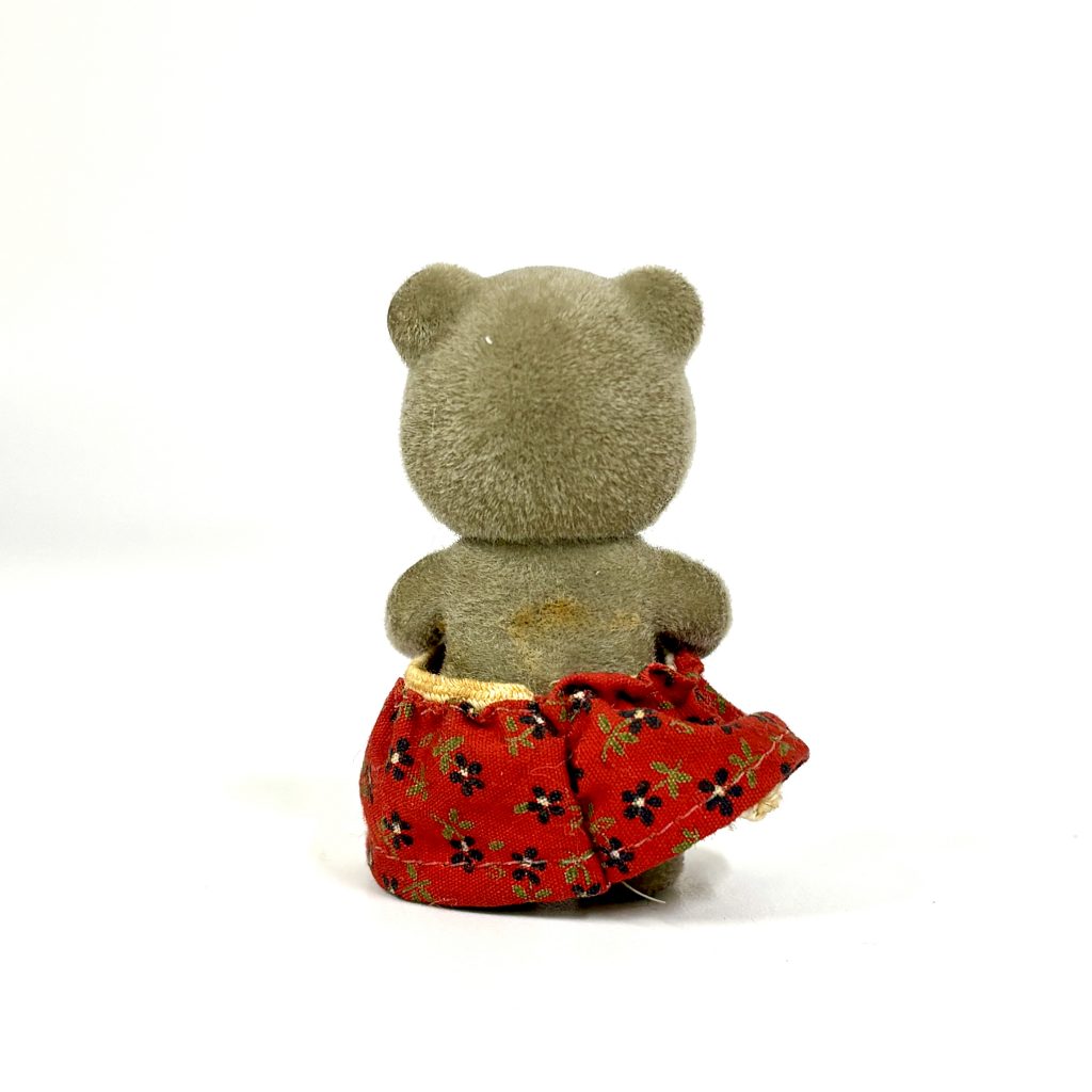 [used] Vintage Gray Bear Girl Sylvanian Families Calico Critters