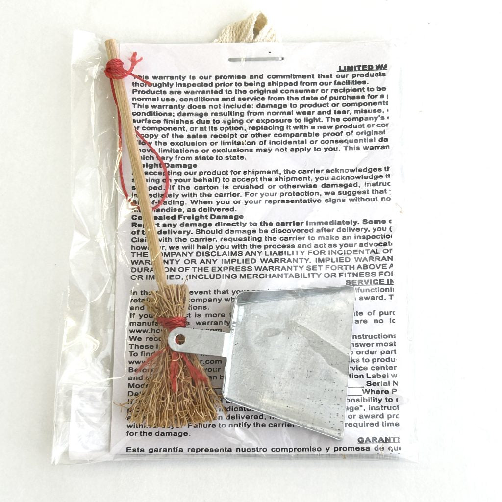 Escoba y recogedor miniatura natural para cocina