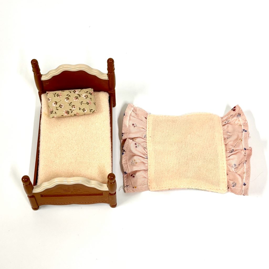 [used] Child Bed 2001 KA-304 Sylvanian Families Calico Critters