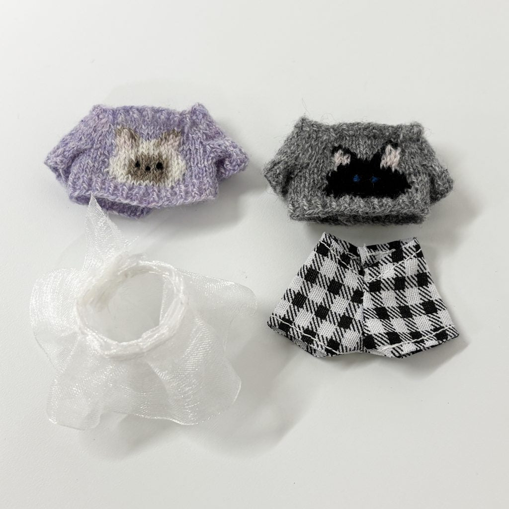 Knitted Cat Sweater Black Cat and Siamese Cat Handmade