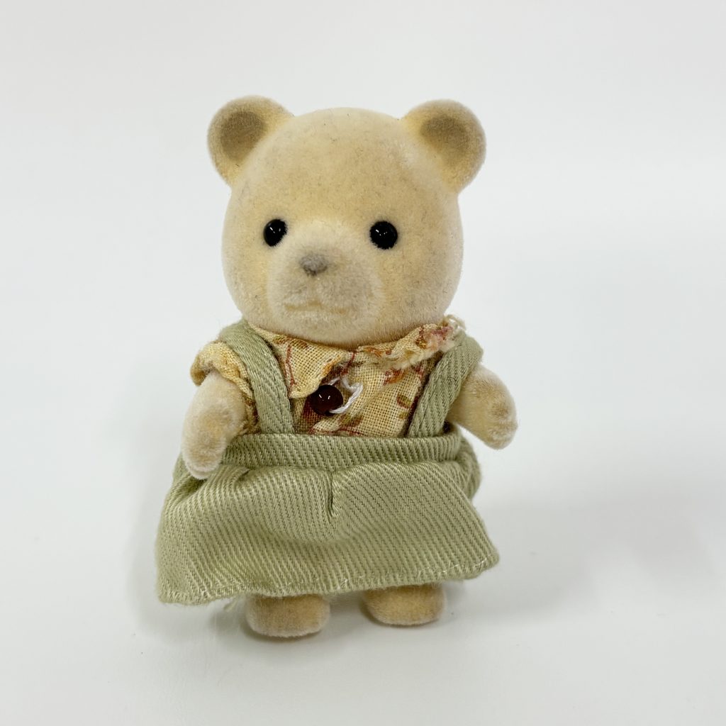 [used] Polar Bear Girl Sylvanian Families Calico Critters