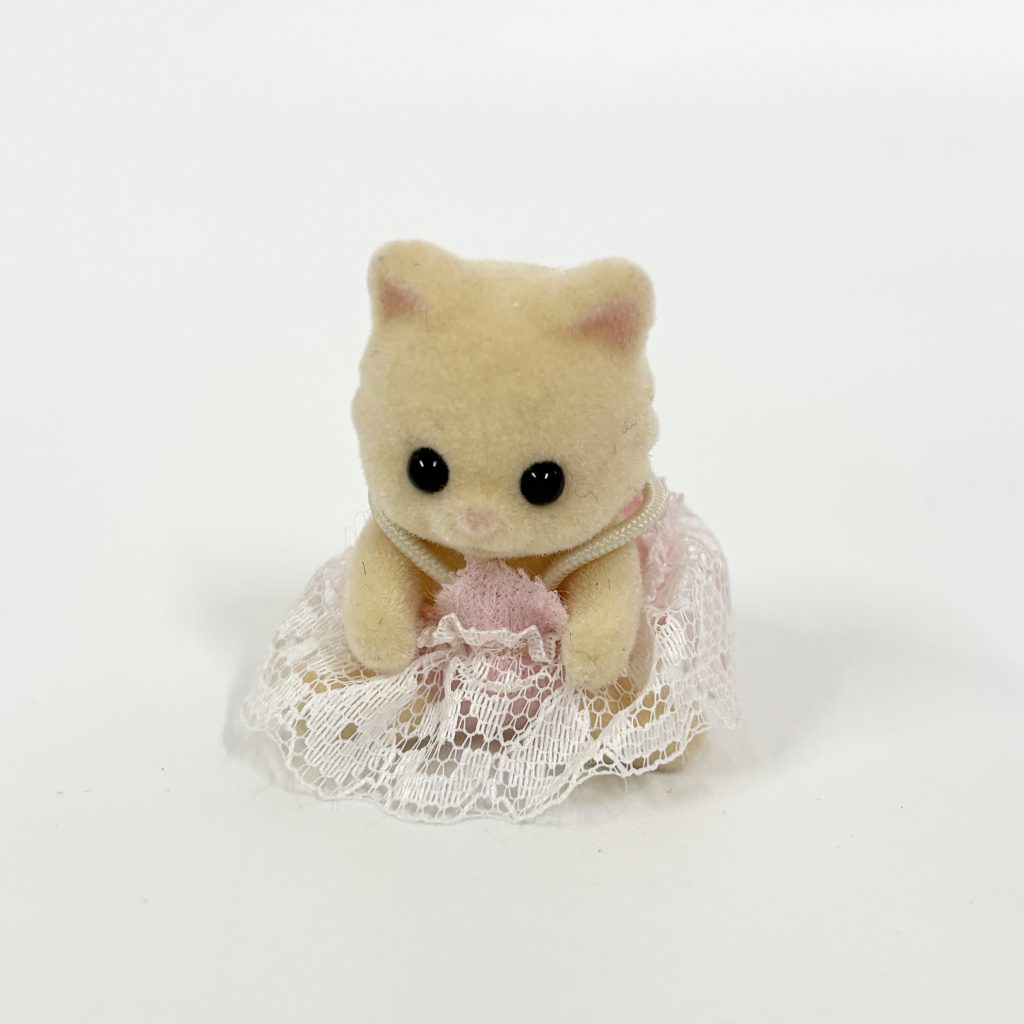 [used] Cat Baby Sylvanian Families Calico Critters