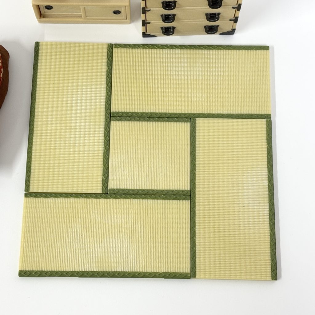 [used] 20th Anniversary Japanese Home Set 2004 C-38 Sylvanian Families Calico Critters