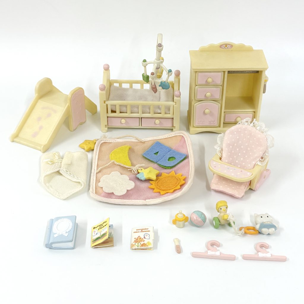 [used] Baby Room Set Sylvanian Families Calico Critters