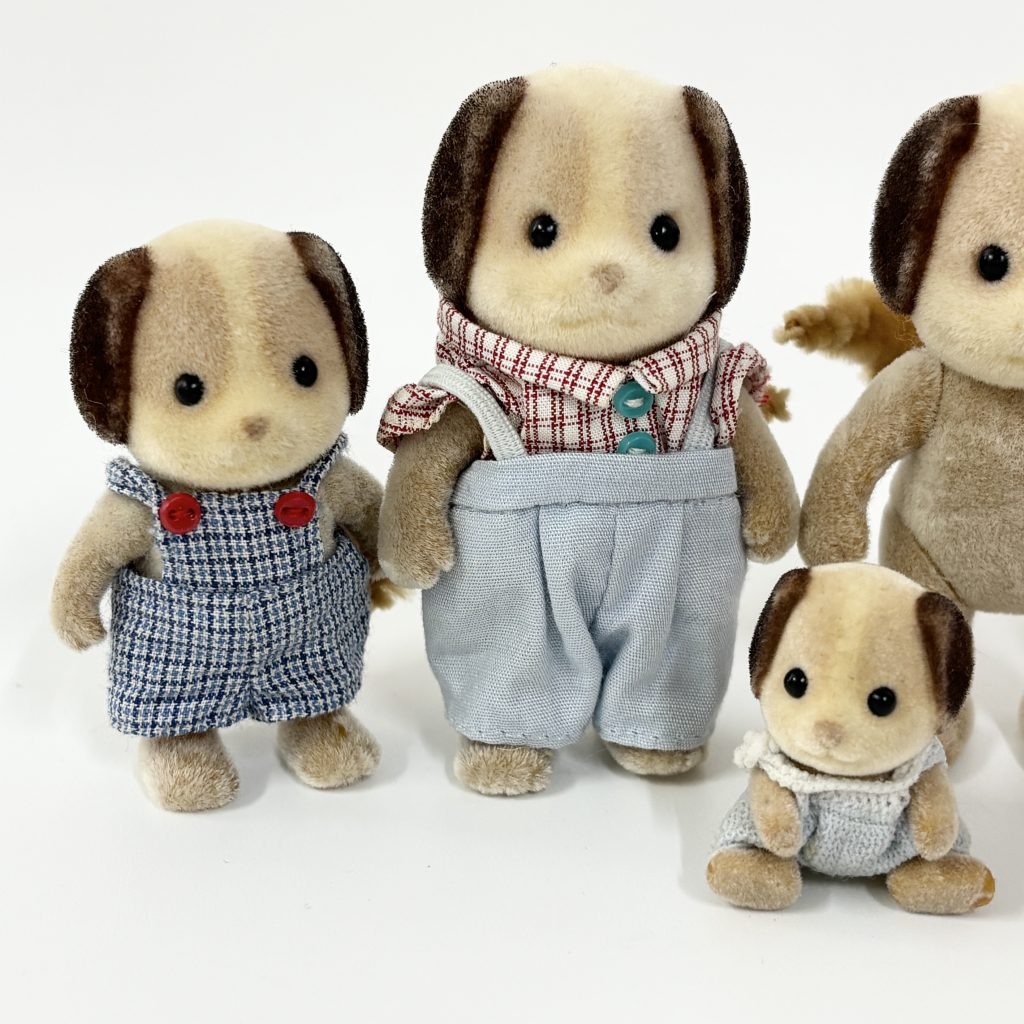 [used] Beagle Dog Family Sylvanian Families Calico Critters