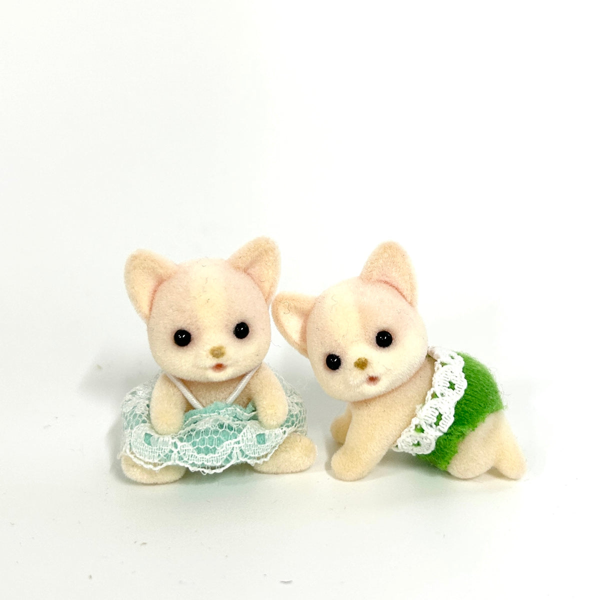 [used] Chihuahua Babies Sylvanian Families Calico Critters