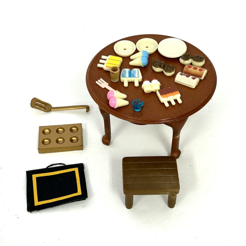 [Used] SWEETS WITH BROWN ROUND TABLE Epoch Japan Sylvanian Families