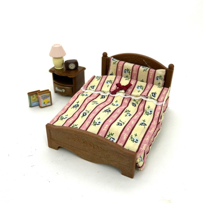 [Used] SEMI-DOUBLE BED FOR BEDROOM KA-512 Epoch Sylvanian Families