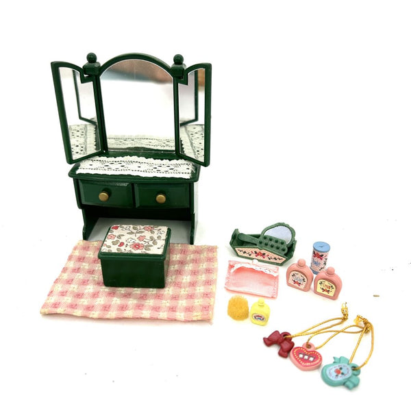 [Used] GREEN DRESSER SET KA-69 Epoch Japan Sylvanian Families