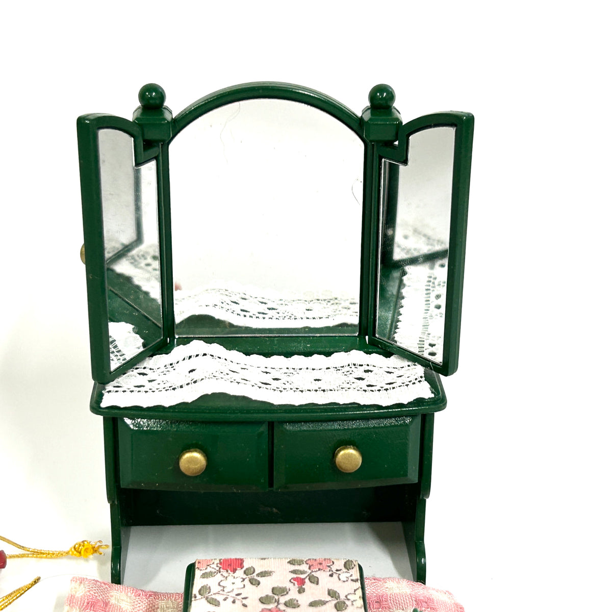 [used] Vintage Green Dresser Set 1995 KA-69 Sylvanian Families Calico Critters