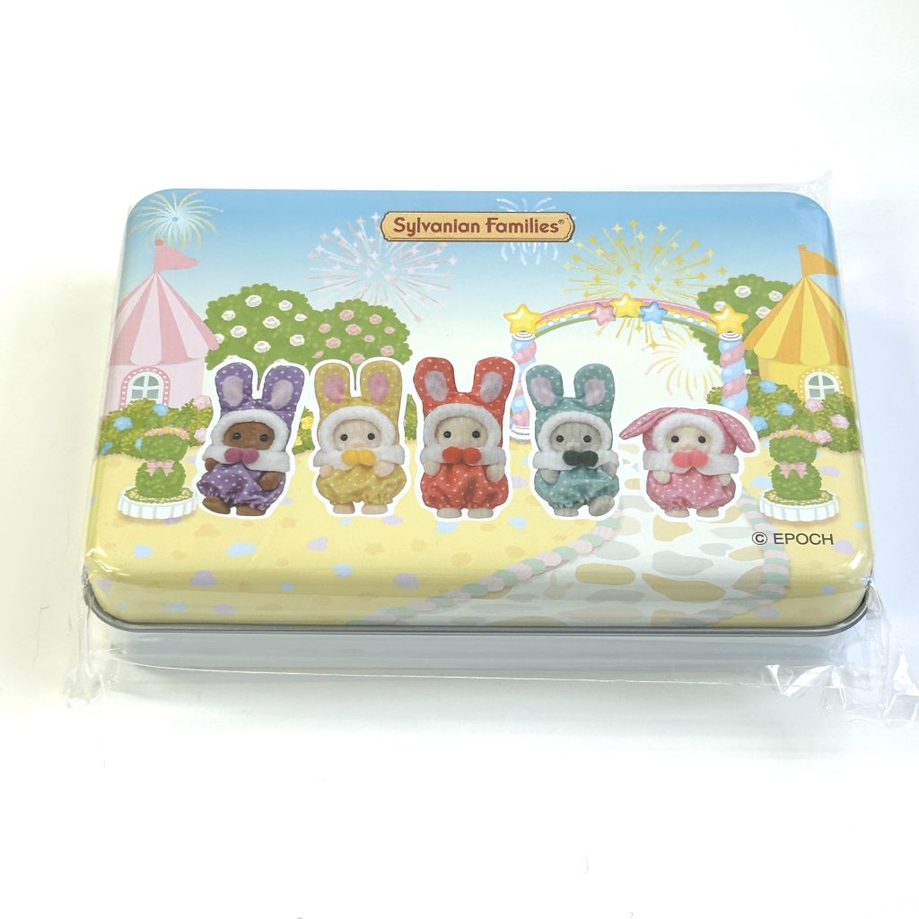 Boîte en étain Costume de lapin coloré 2025 Familles Sylvanian Calico Critters