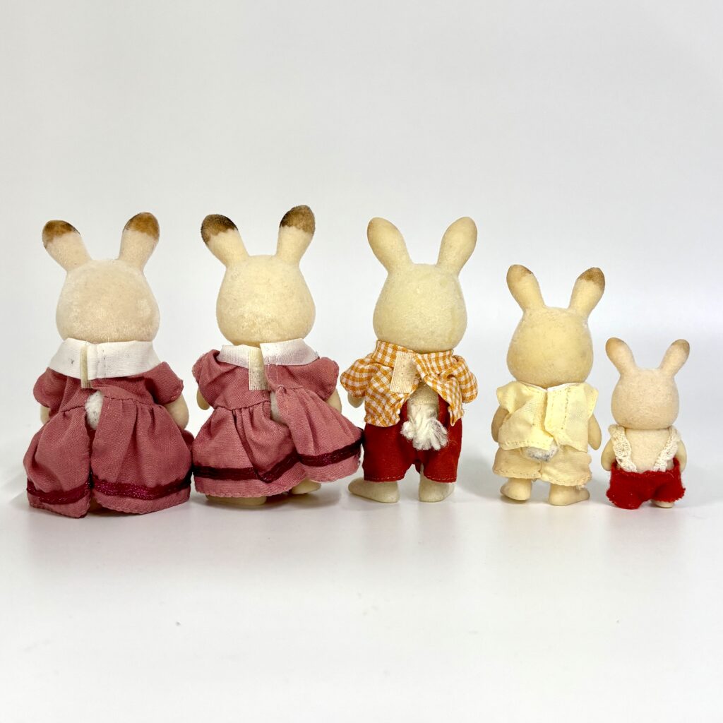 [used] Chocolate Rabbit Dolls Sylvanian Families Calico Critters