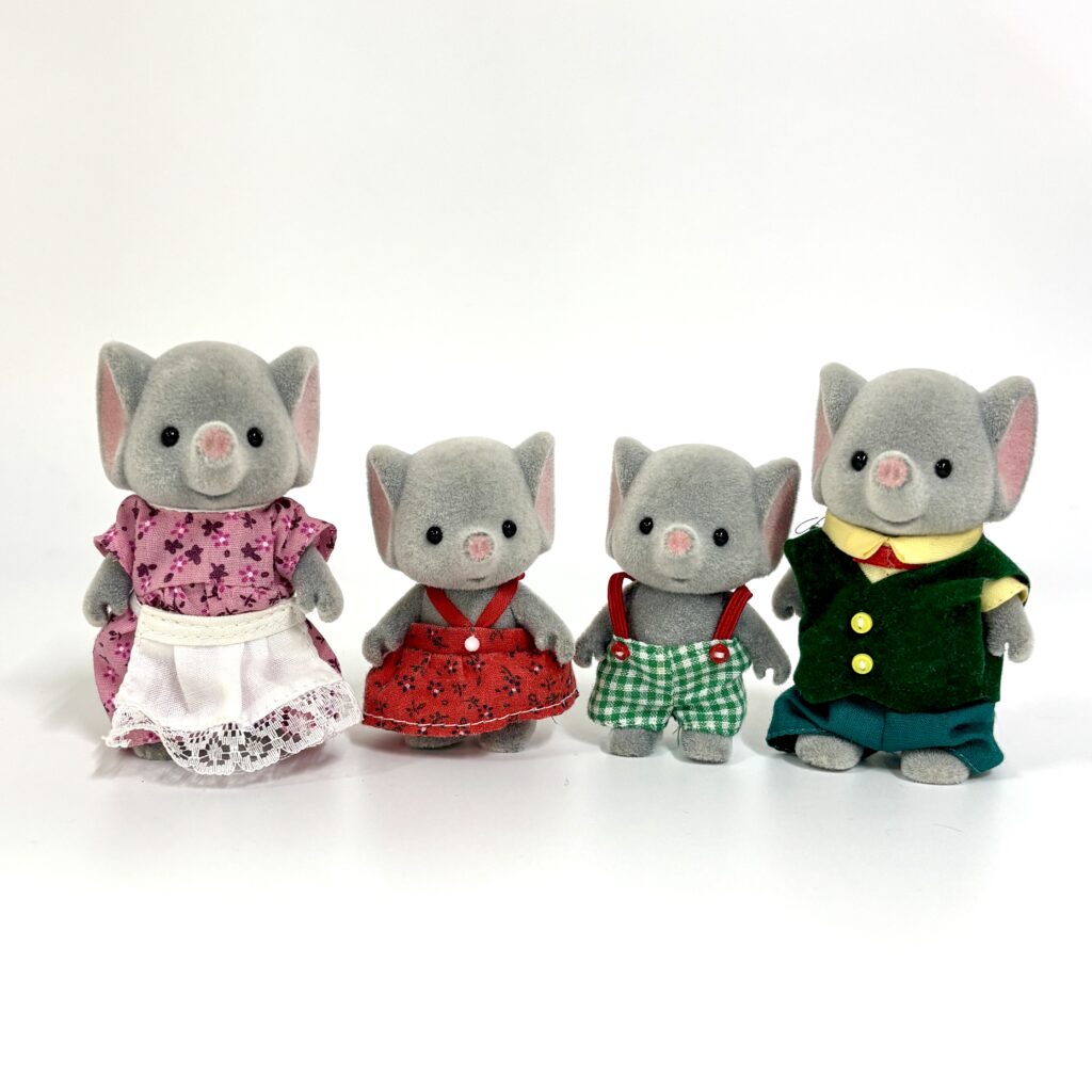 [used] Vintage Elephant Family Sylvanian Families Calico Critters