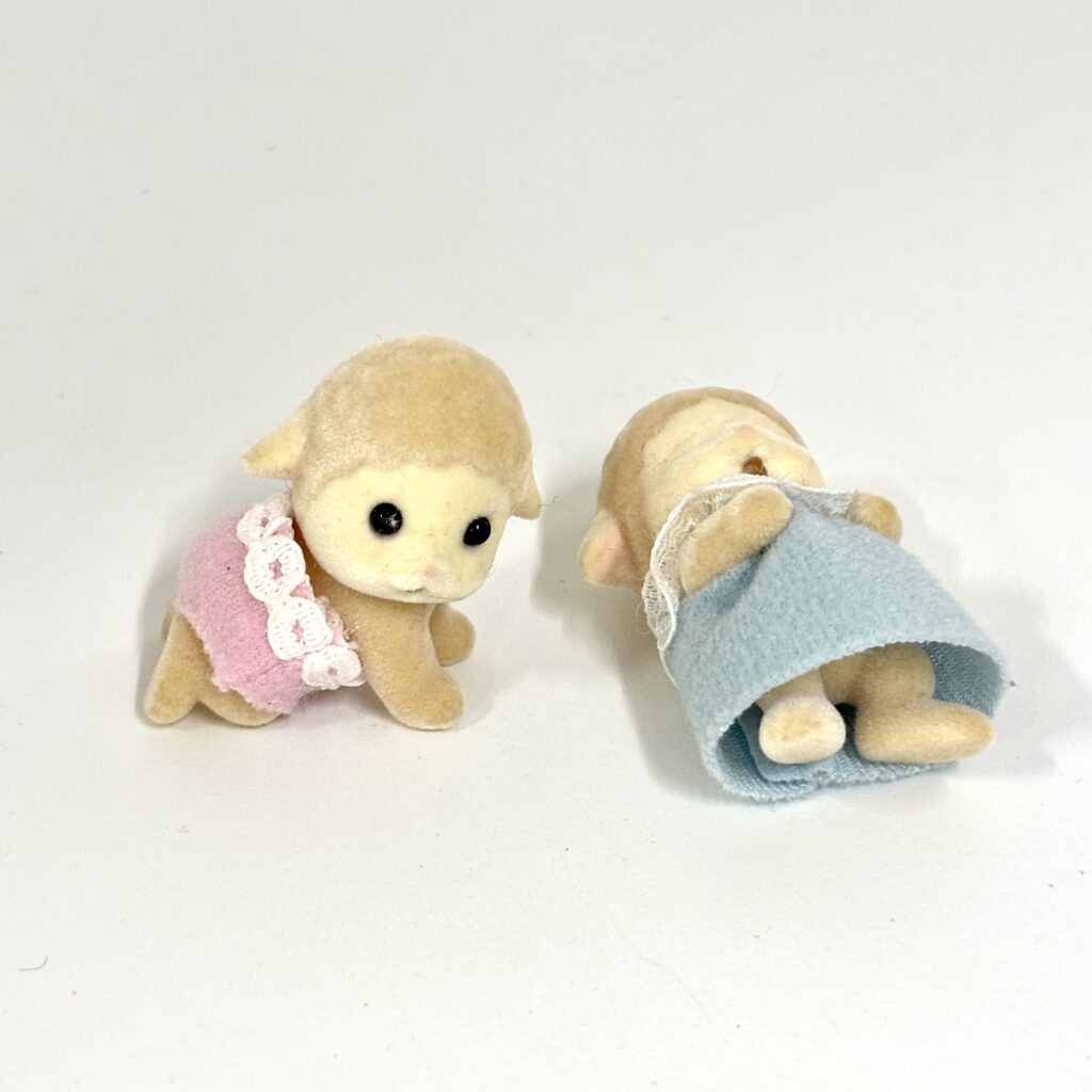 [used] Sheep Twin Baby Sylvanian Families Calico Critters