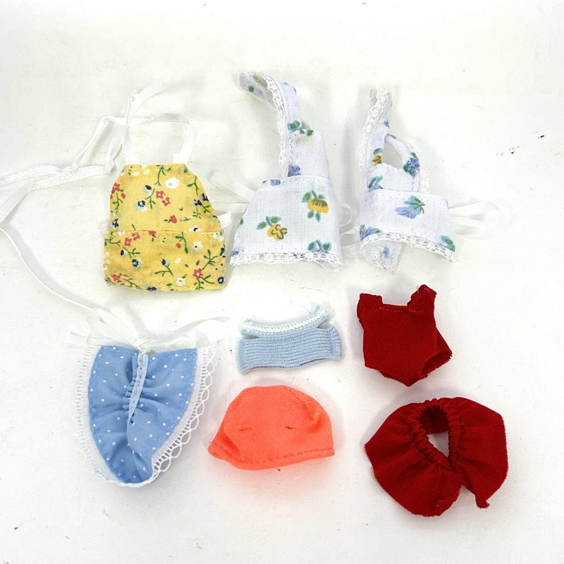 [Used] APRON CLOTHING SET Epoch Sylvanian Families