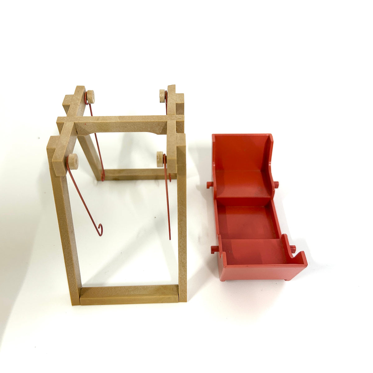 [used] Vintage Red Swing Two-Seater 1985 KO-02 Sylvanian Families Calico Critters