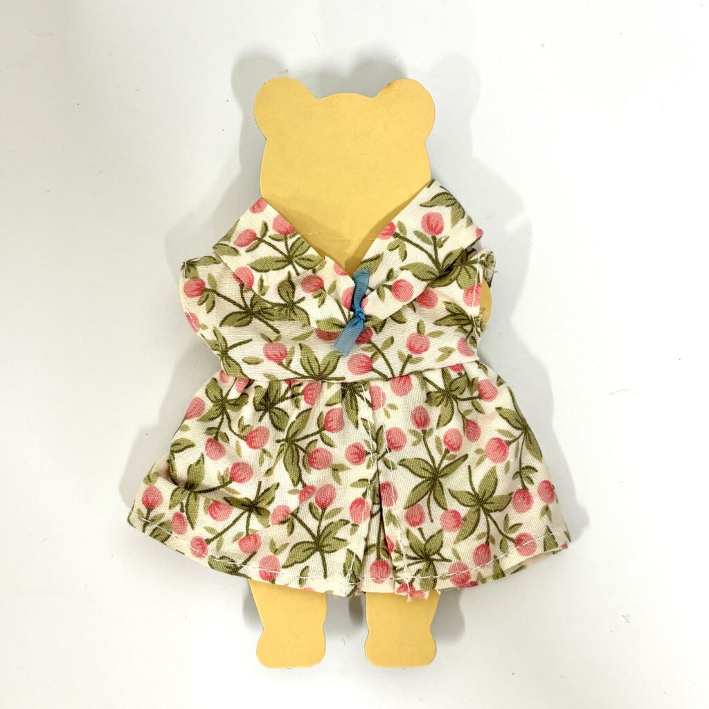 [used] Vintage Bear Mother Costume SE-56-450 Sylvanian Families Calico Critters