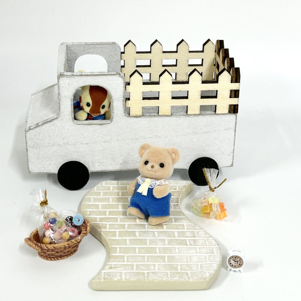 White Truck with Cargo Bed Natural Kitchen