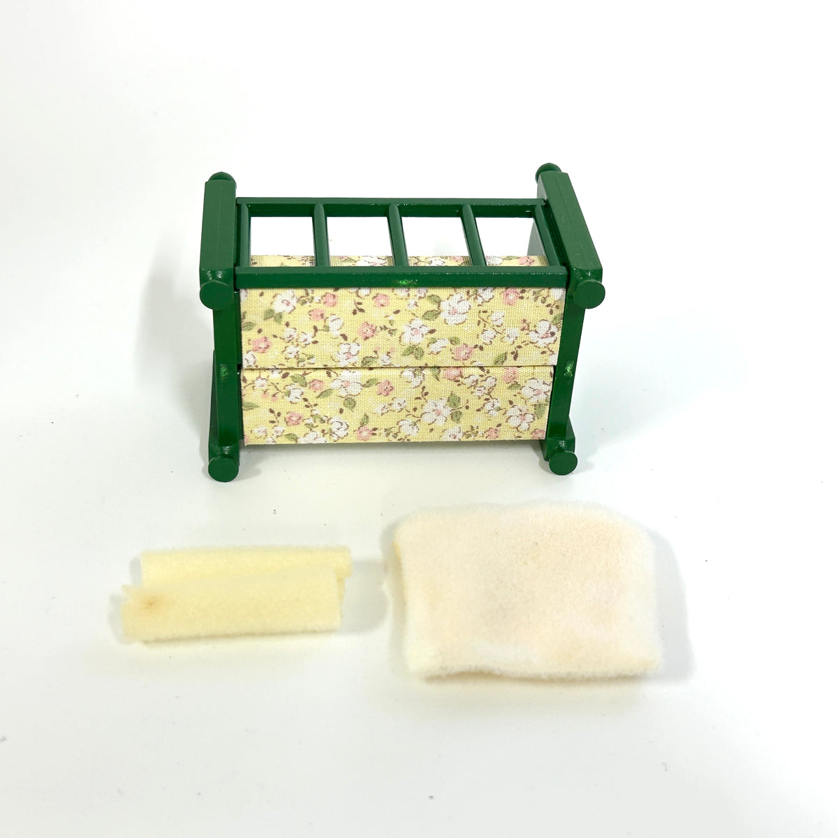 [used] Vintage Green Baby Bed 1985 KA-26 Sylvanian Families Calico Critters