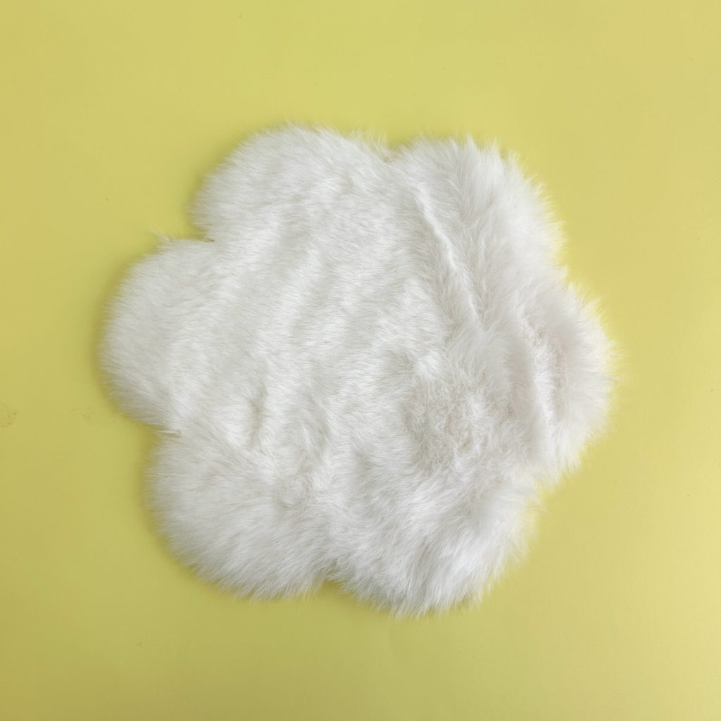 Fluffy Mat White Seria