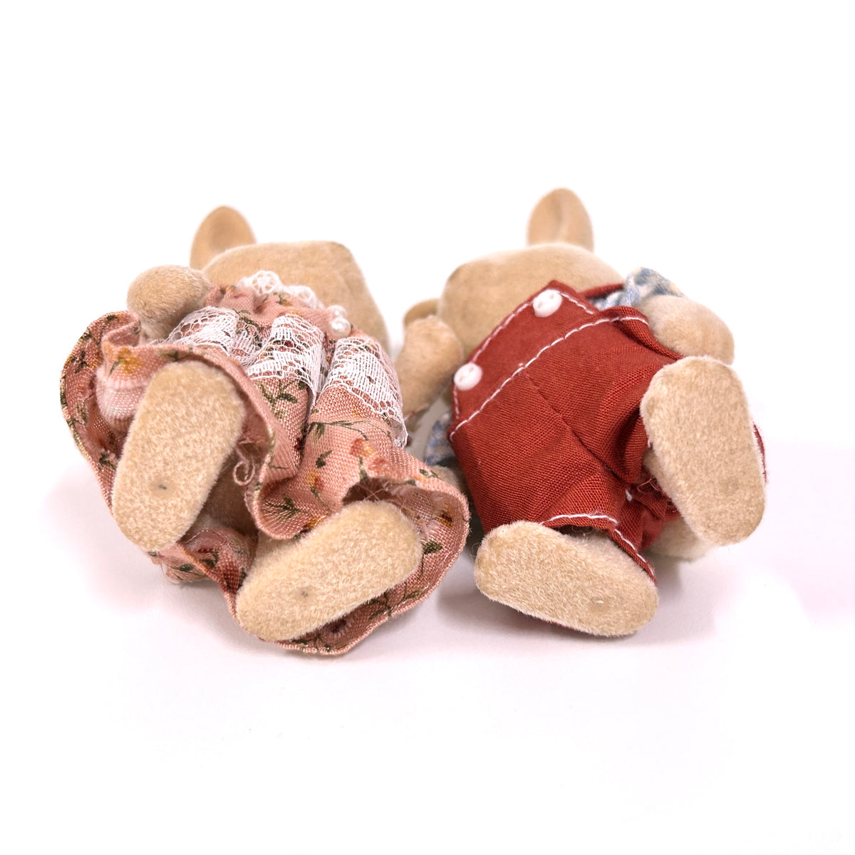 [used] Ivory Rabbit Mother Father Sylvanian Families Calico Critters