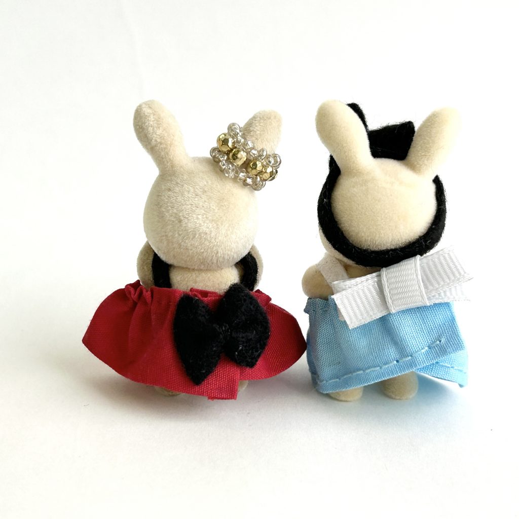 طقم فستان أحمر وأزرق للأطفال مقاس يدوي الصنع