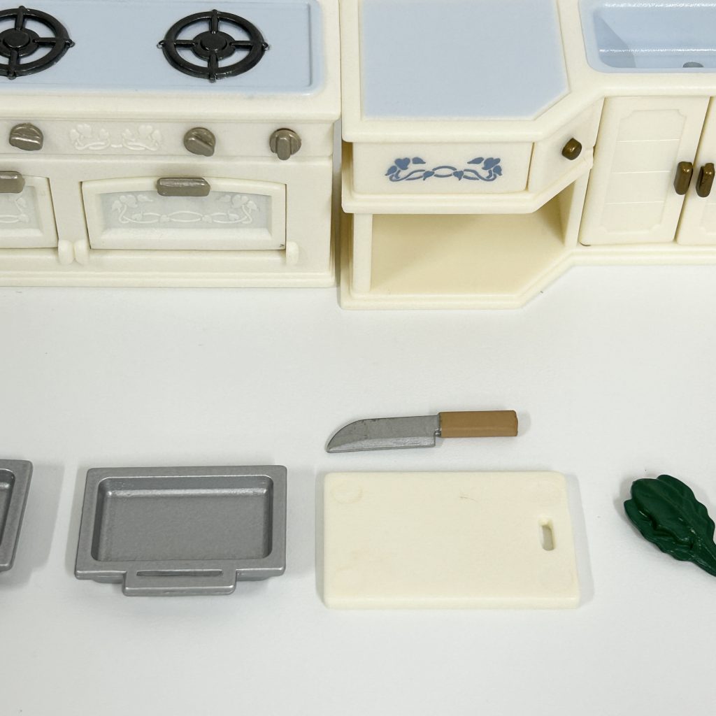 [used] Kitchen Set from Recommended Furniture Set Sylvanian Families Calico Critters