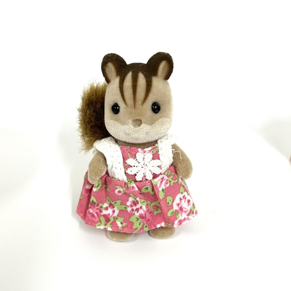 [used] Squirrel Girl Table Chair Bed Set from Recommended Furniture Set Sylvanian Families Calico Critters