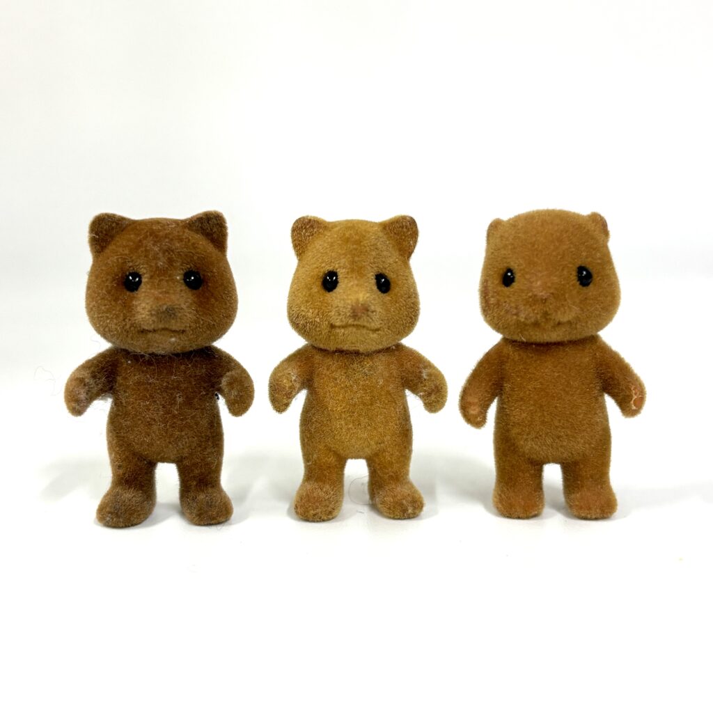 [used] Vintage Fox, Racoon, and Beaver Babies Sylvanian Families Calico Critters